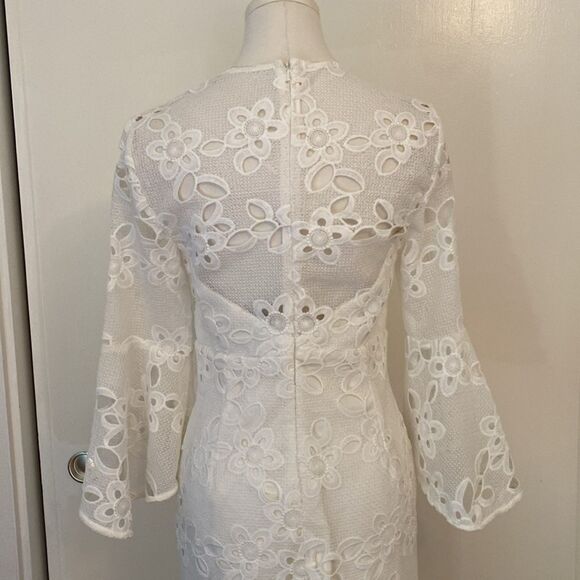 Bardot Ivory Indra Lace Bell Sleeves Dress Size 6 - Picture 7 of 14